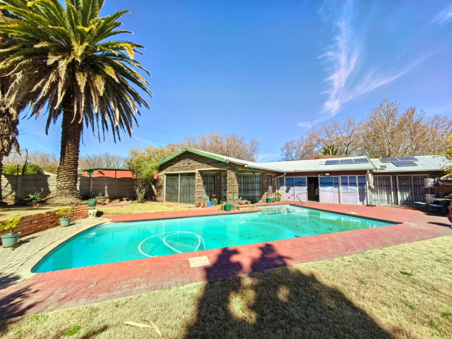5 Bedroom Property for Sale in Sasolburg Ext 23 Free State